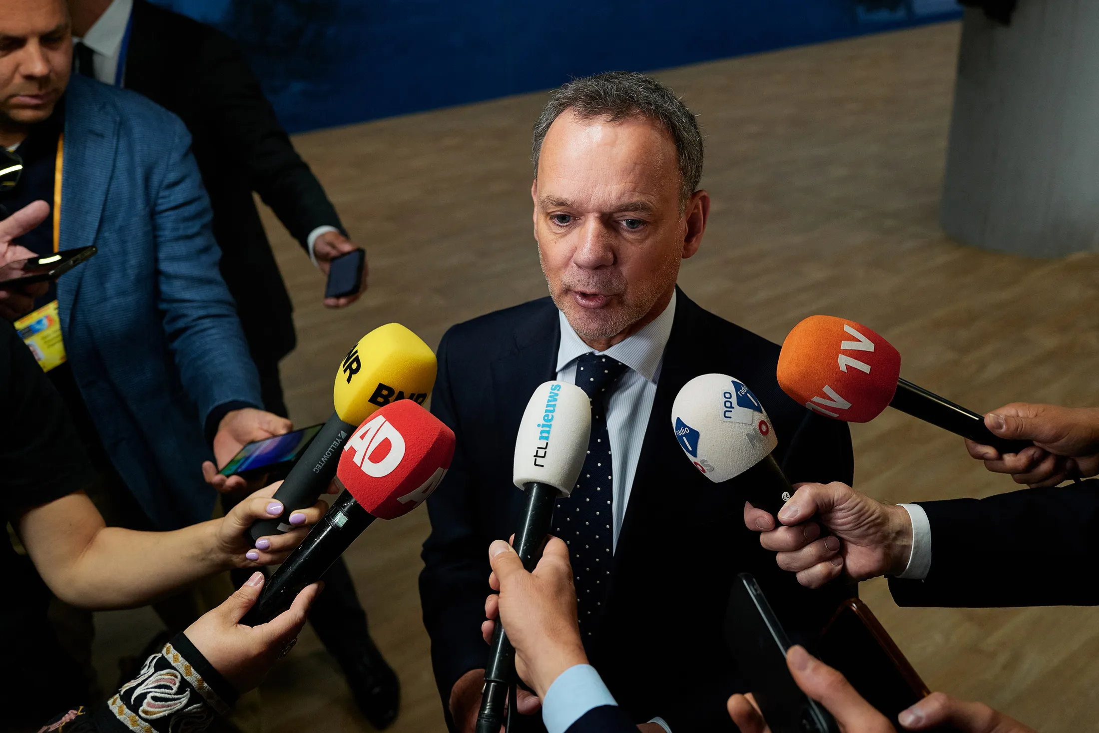 Dutch Foreign Minister Caspar Veldkamp Quits as Israel Sanctions Split  Cabinet - Bloomberg