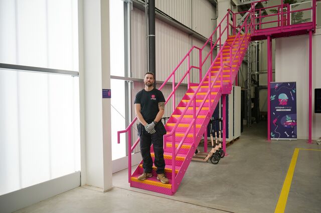 "I'm passionate about the environment," says Paul Phillips, 34, a former prison physical education instructor. He previously began training to install gas appliances but switched to the Octopus course after reading about it online. "When you're installing the heat pump, you know you're doing a good cause, and it's really nice because at the end of it, you can see they're really grateful for what you've done."