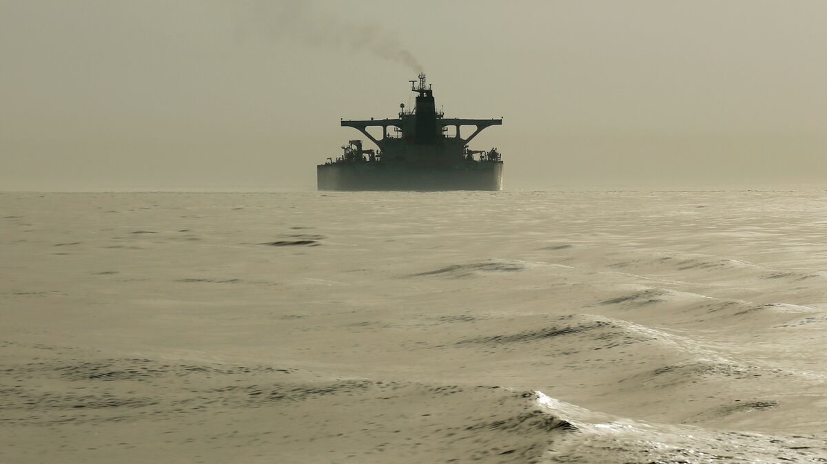 Seaborne Oil Cargoes Soar as Top Exporters Ramp Up Flows