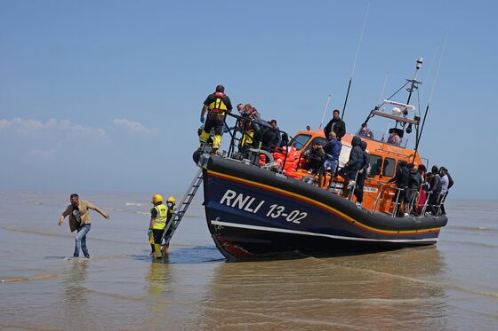 Boris Johnson Defends U.K. Lifeboats Facing Migrant Rescue Backlash