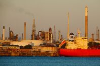 Fawley Oil Refinery As Commodity Likely To Avoid Repeat Negative Price Shock
