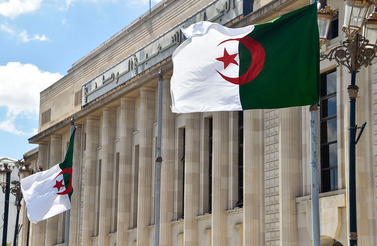 Algeria Plans Rare Sukuk Sale at Start of 2026, Document Shows