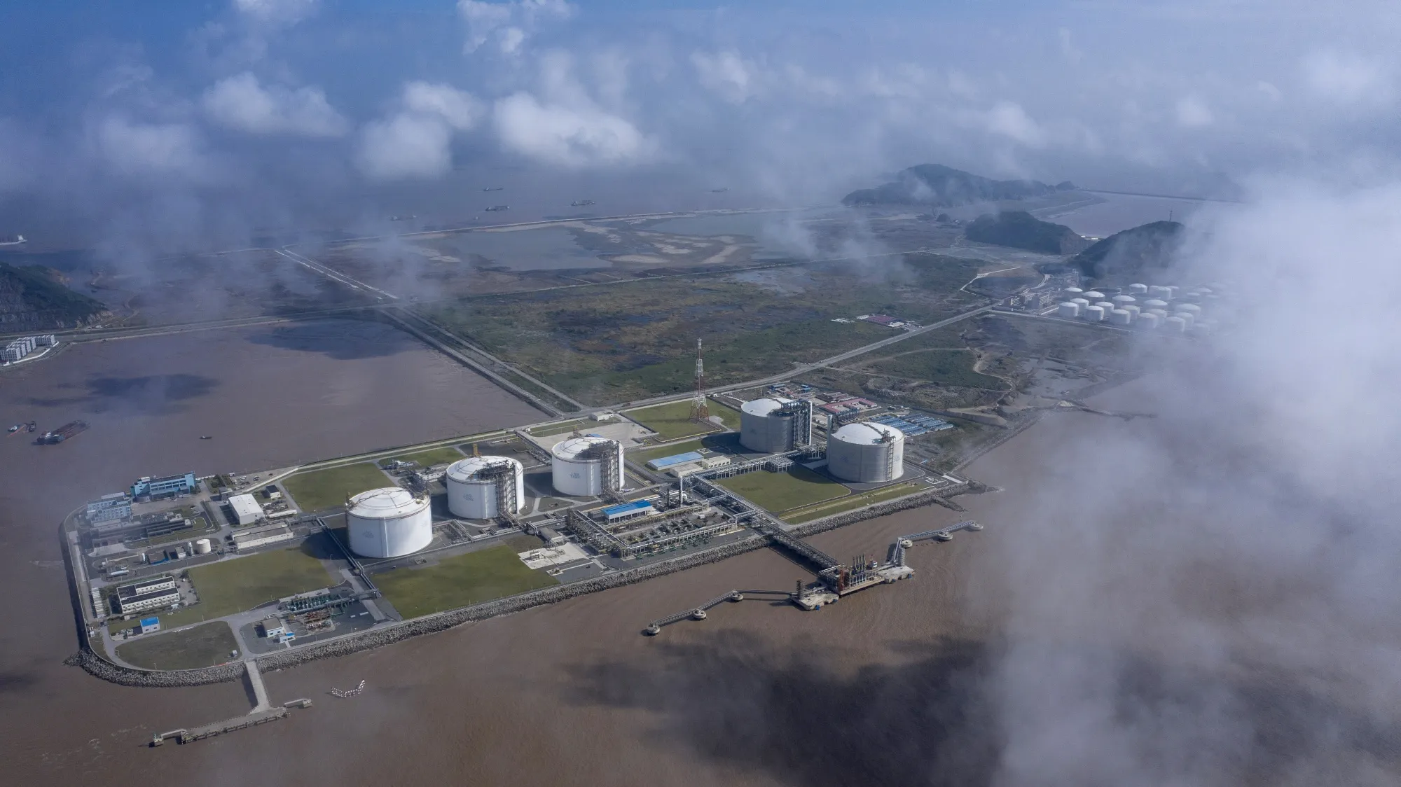 An LNG&nbsp;terminal&nbsp;in Shanghai, China.