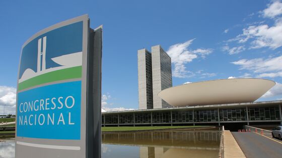 Threats Remain to Brazil’s Pension Bill Despite Investor Cheer