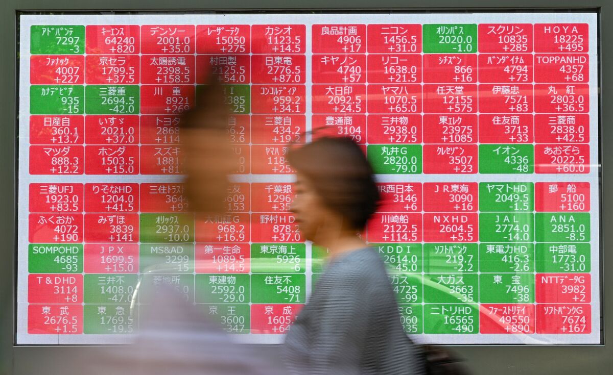 Japan’s Stocks Rally as Mood Lifted by Bond Market Calm, US Tech