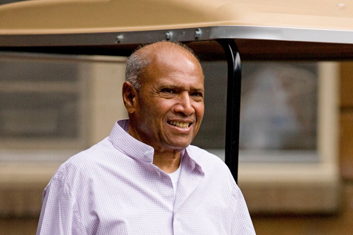 Ananda Krishnan, Who Reshaped Kuala Lumpur’s Skyline, Dies at 86