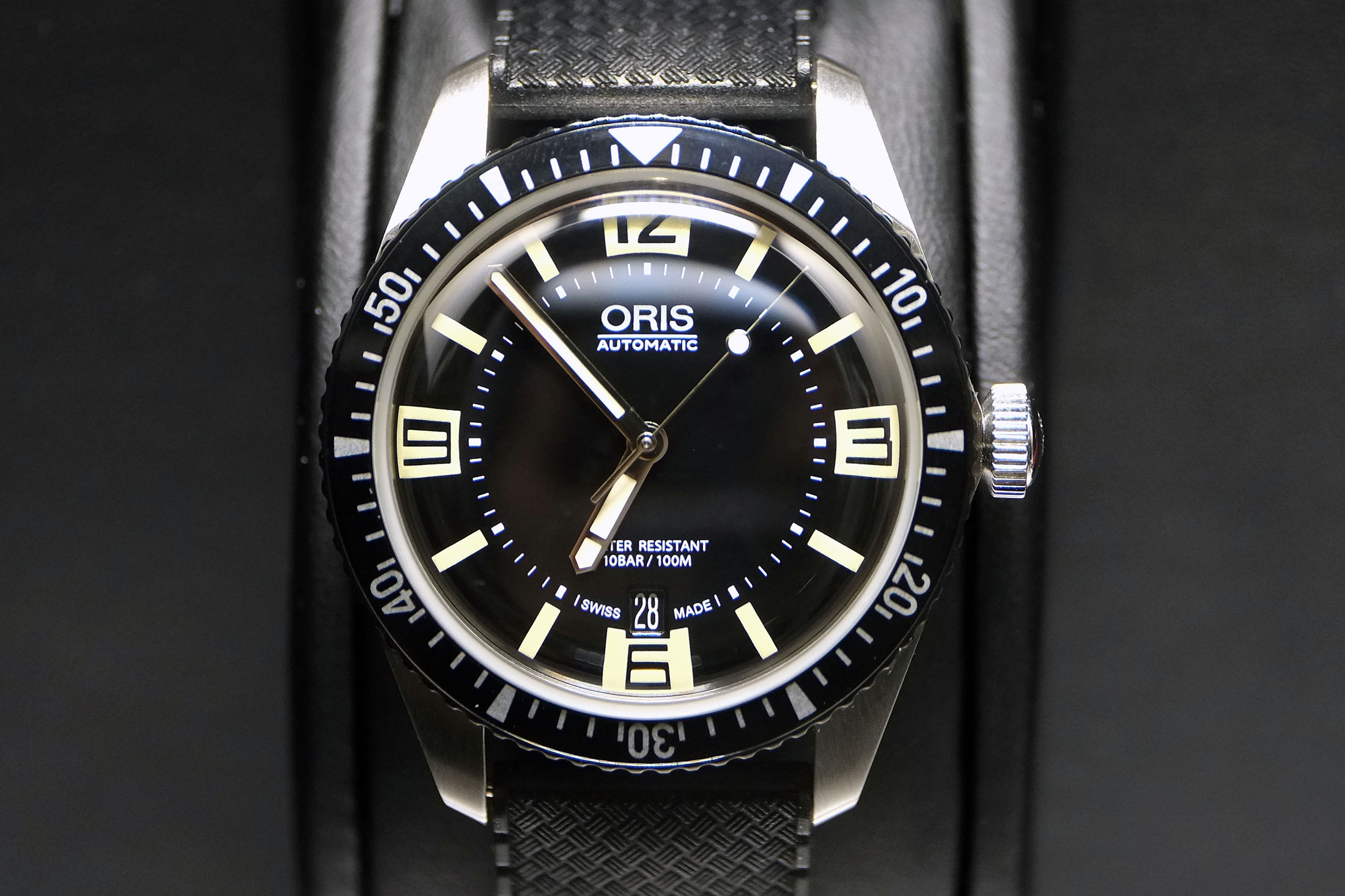 oris diver 65 two tone