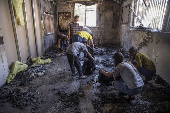 Israel, Hamas Clash Fuels Communal Fighting on City Streets