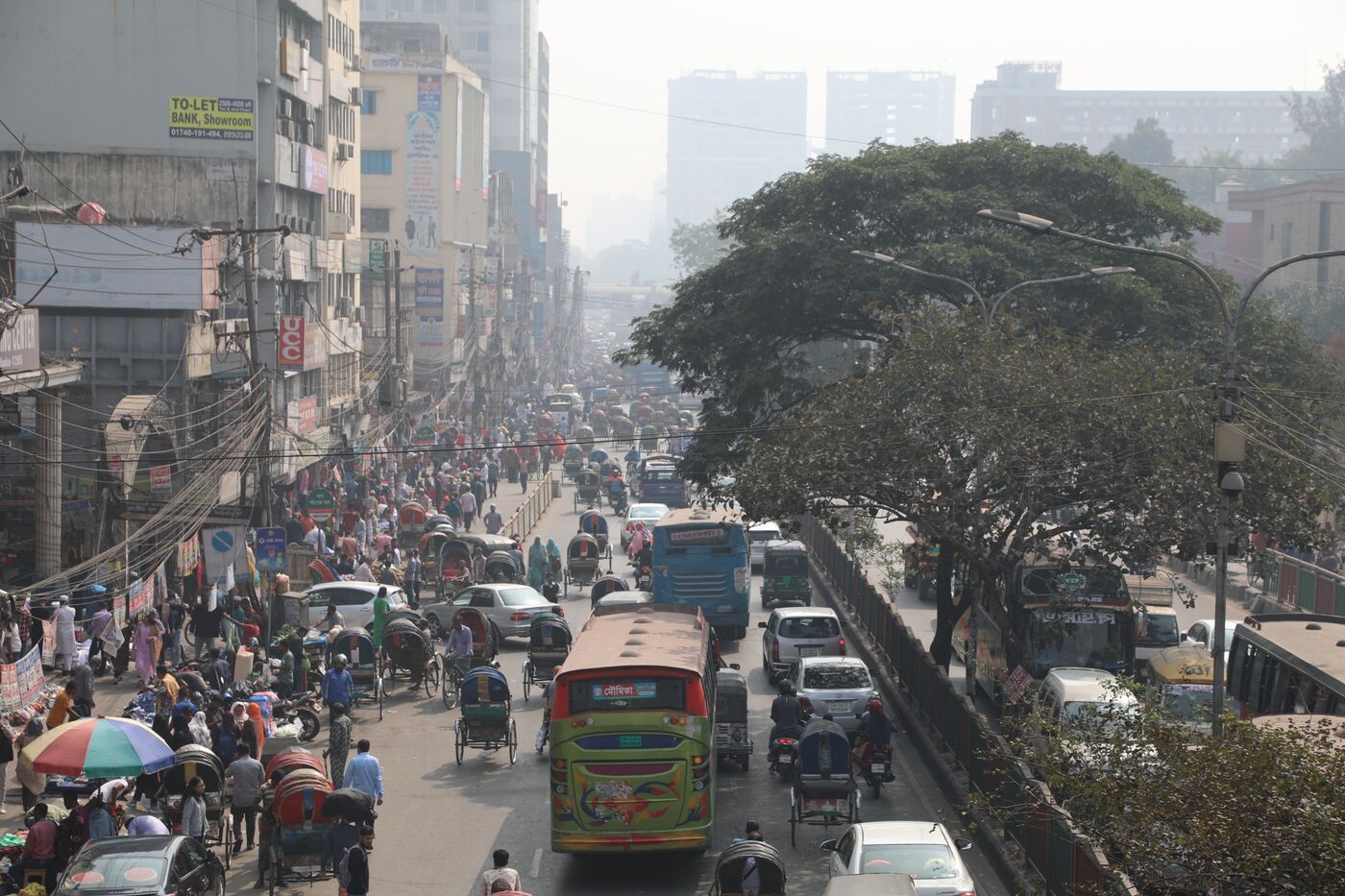 Explosive population growth in the Bangladeshi capital has led to epic traffic congestion.&nbsp;