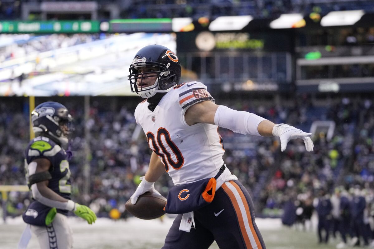 Bears Get Late Magic From Nick Foles to Top Seahawks 25-24 - Bloomberg