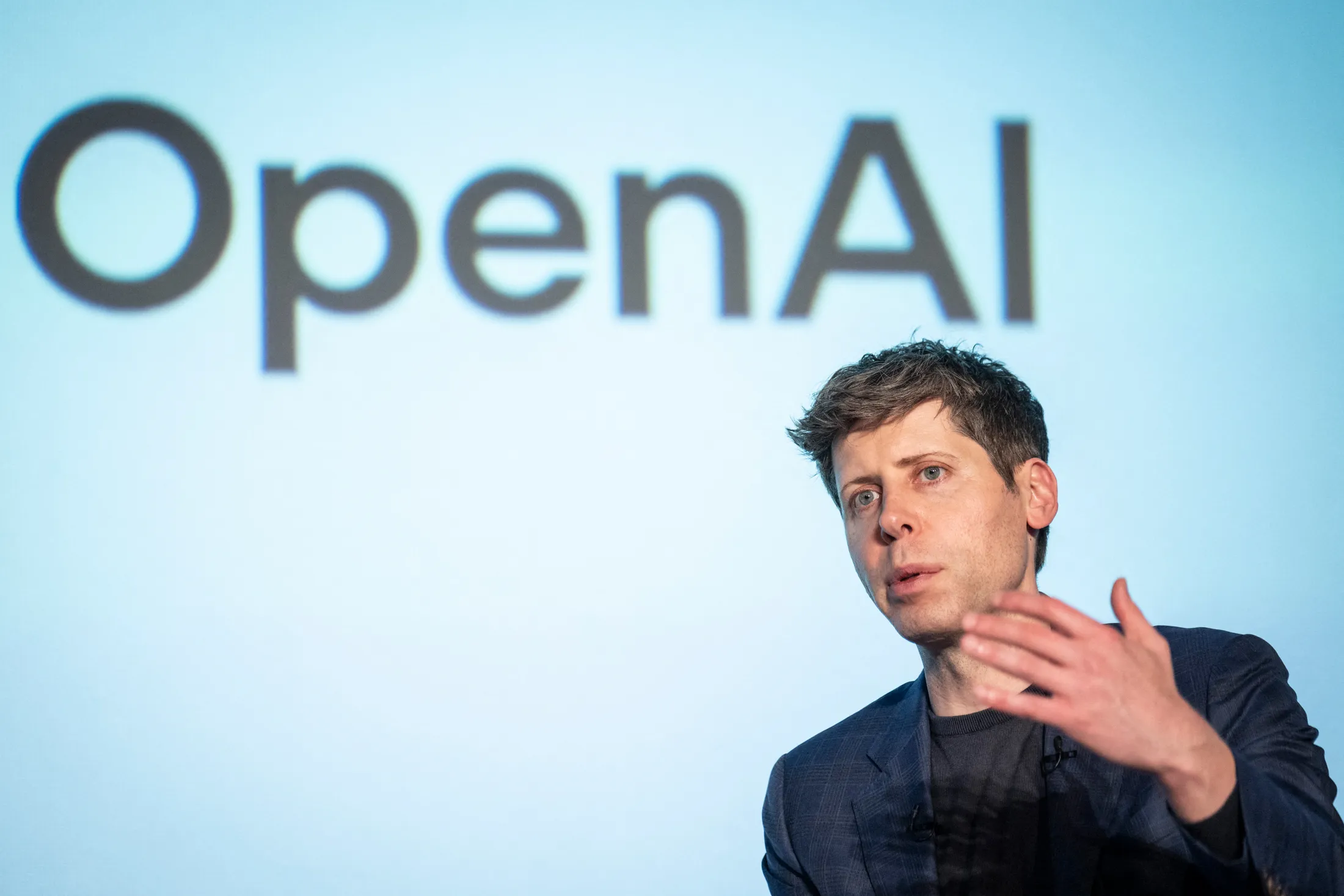 OpenAI Completes Share Sale at Record $500 Billion Valuation - Bloomberg