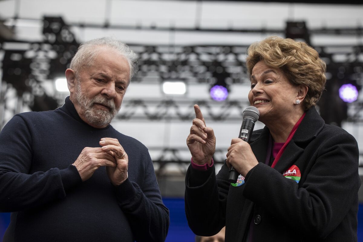 Brazil’s Lula Backs BRICS Currency to Replace US Dollar in Foreign Trade