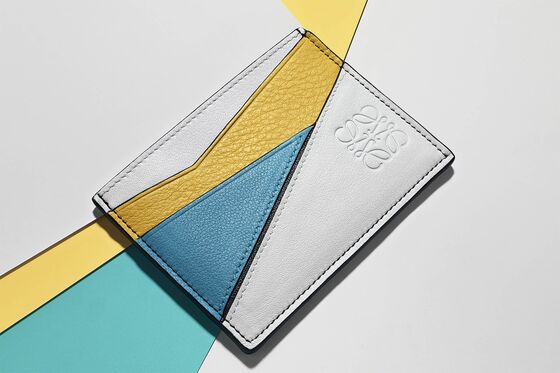 The Slim, Trim Wallet You’ve Been Searching For