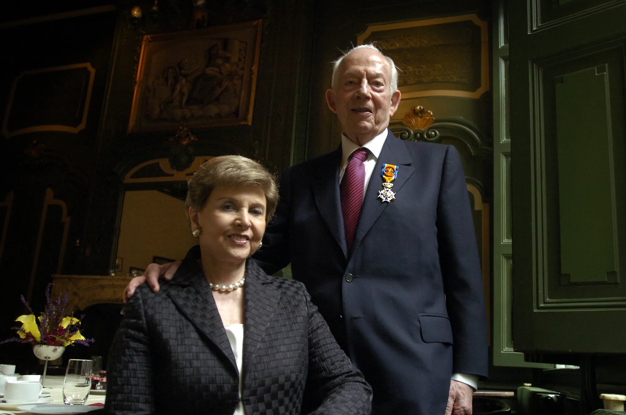 Beverly and Raymond Sackler in Leiden, the Netherlands, August 2004.