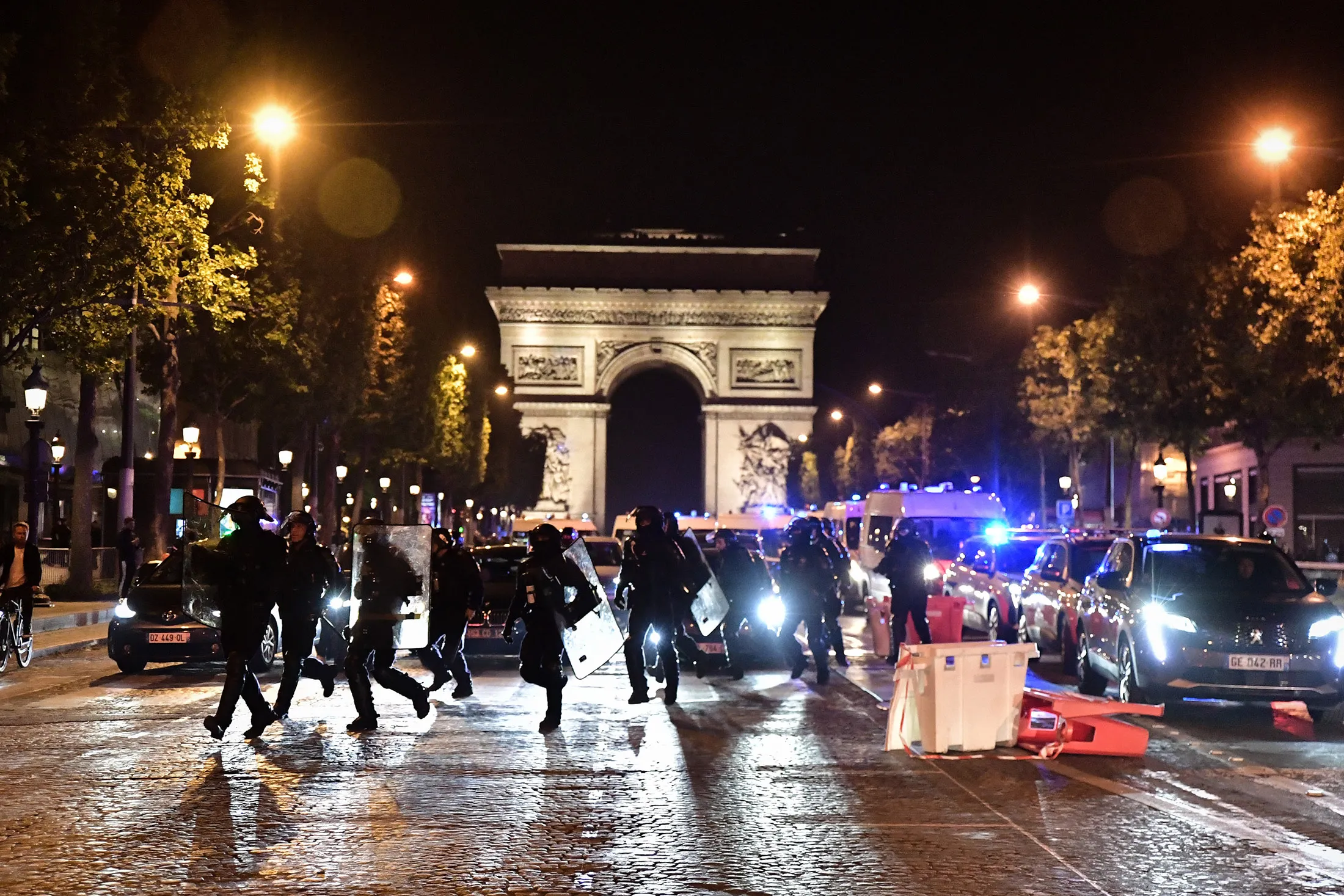 Clashes between rioters and police in Paris, on July 2, 2023.