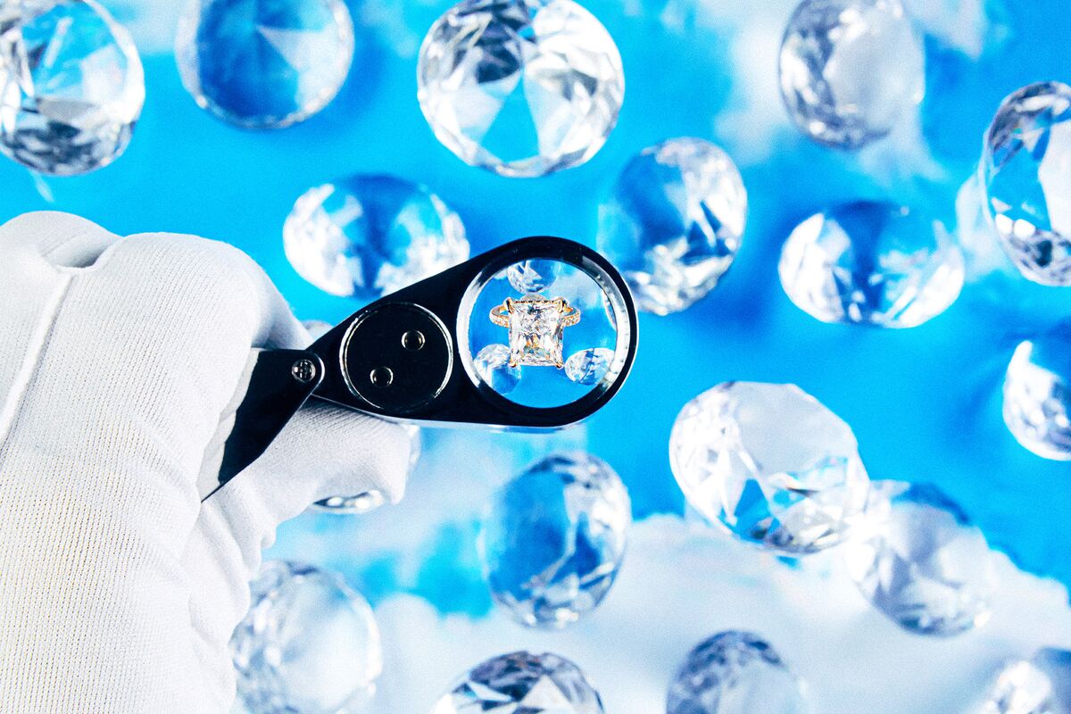 Lab Grown Diamonds Are Booming. Can the Old Guard Survive?