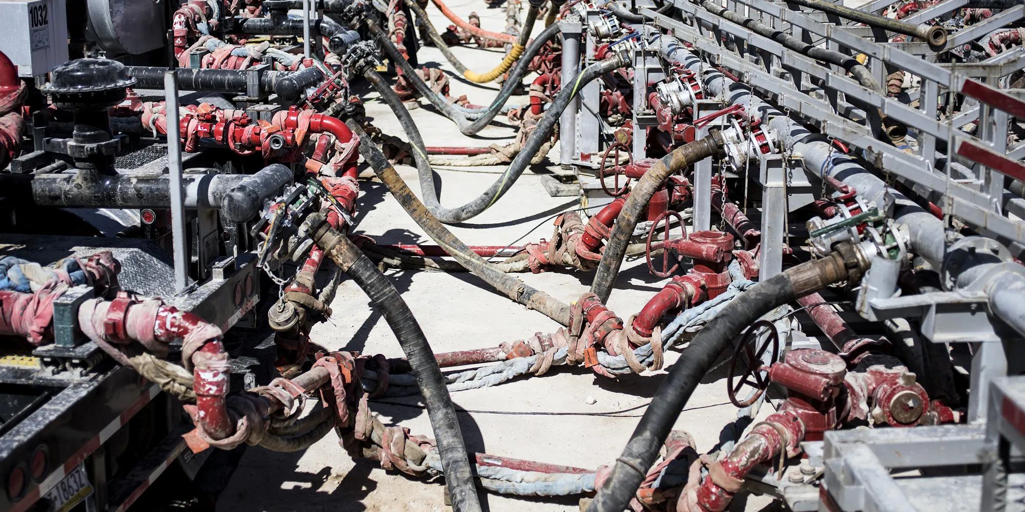 Big Oil's Plan To Buy Into The Shale Boom