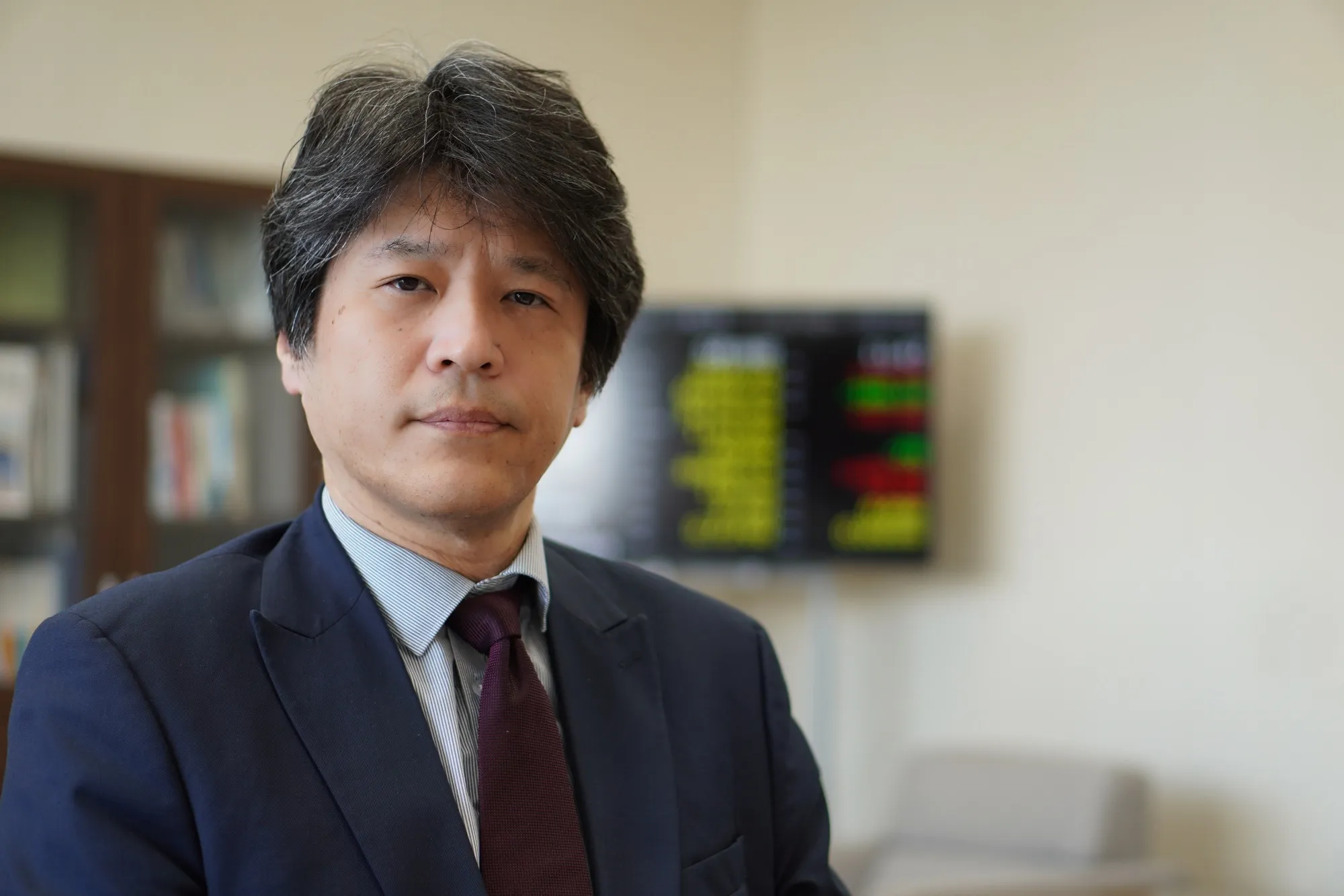 金融庁が企業に「現金は成長投資へ」と要請、自社株買い・配当偏重に警鐘