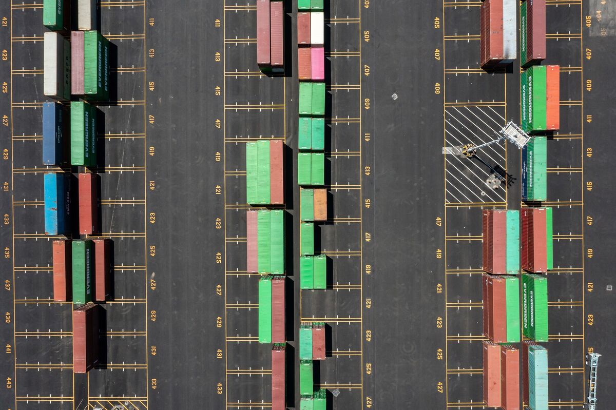 assets.bwbx.io image