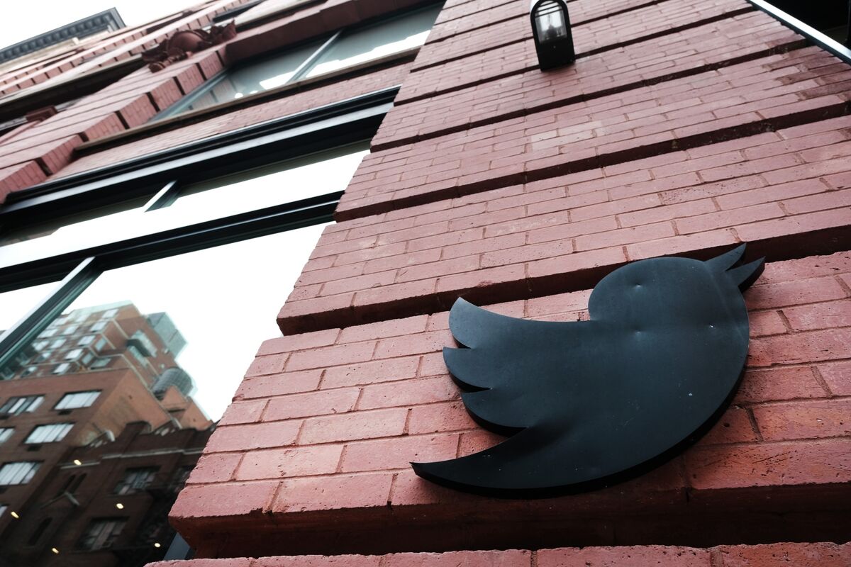 Twitter Makes Second Interest Payment on Elon Musk’s Buyout Debt