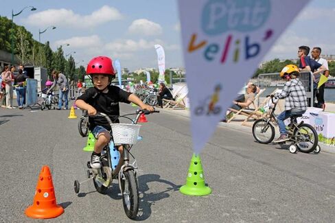 Paris Launches a Bike-Share Program for Kids