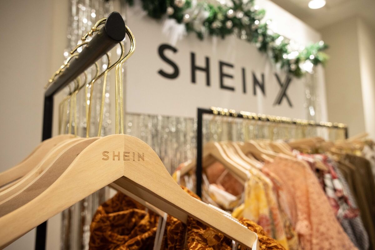 ブルームバーグのニュース記事「SHEINの売上高、100億ドルに迫る－米関税を前に消費者の購入加速」の画像