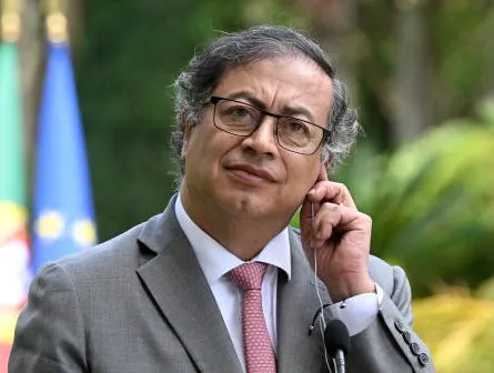 Leftist Colombia Leader Delivers the Paralysis Markets Want - Bloomberg