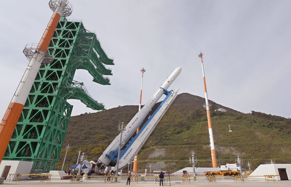 The Nuri rocket standing on the launch.