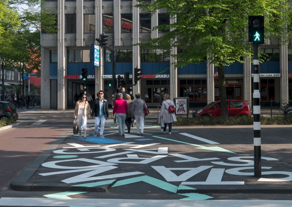 Dutch Crosswalks Empower Pedestrians - Bloomberg