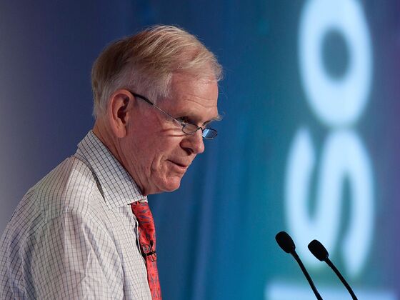 Jeremy Grantham Says Fed Is Erring on Highest Inflation Since 1990