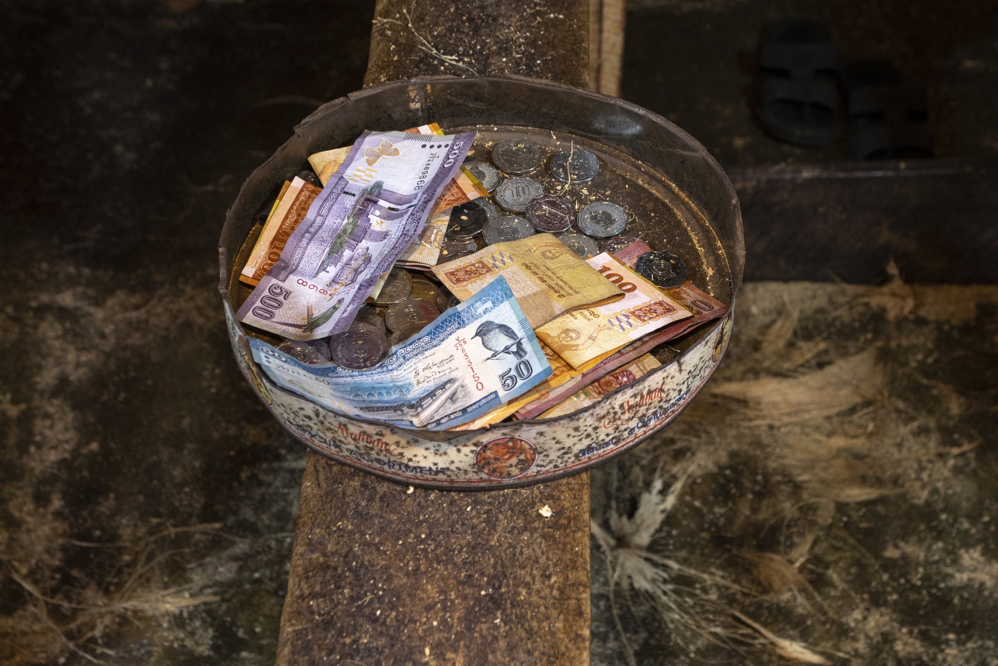LKR USD Sri Lanka Widens Currency Trading Band To Secure IMF Bailout 