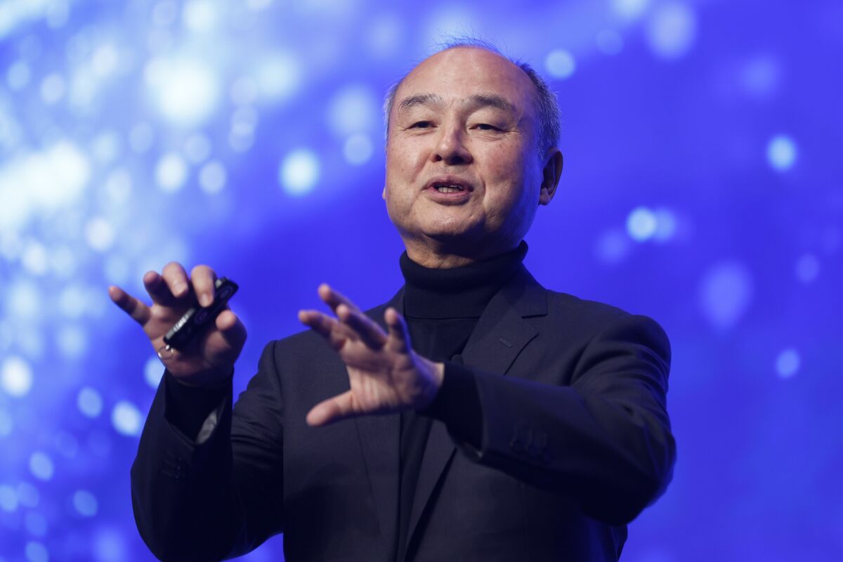 SoftBank Plans $2B Intel Stake Amid US Government Talks