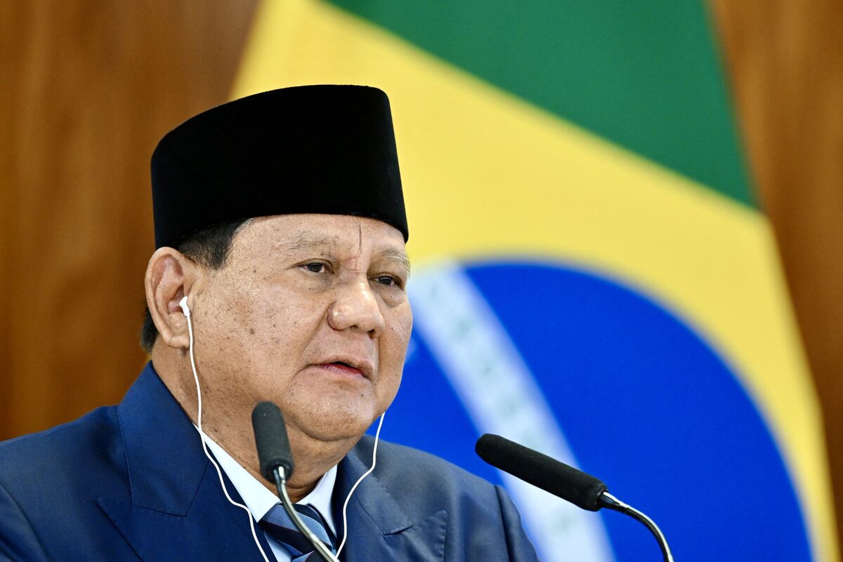 Indonesian President Prabowo Expects 100% Renewable Energy by 2035