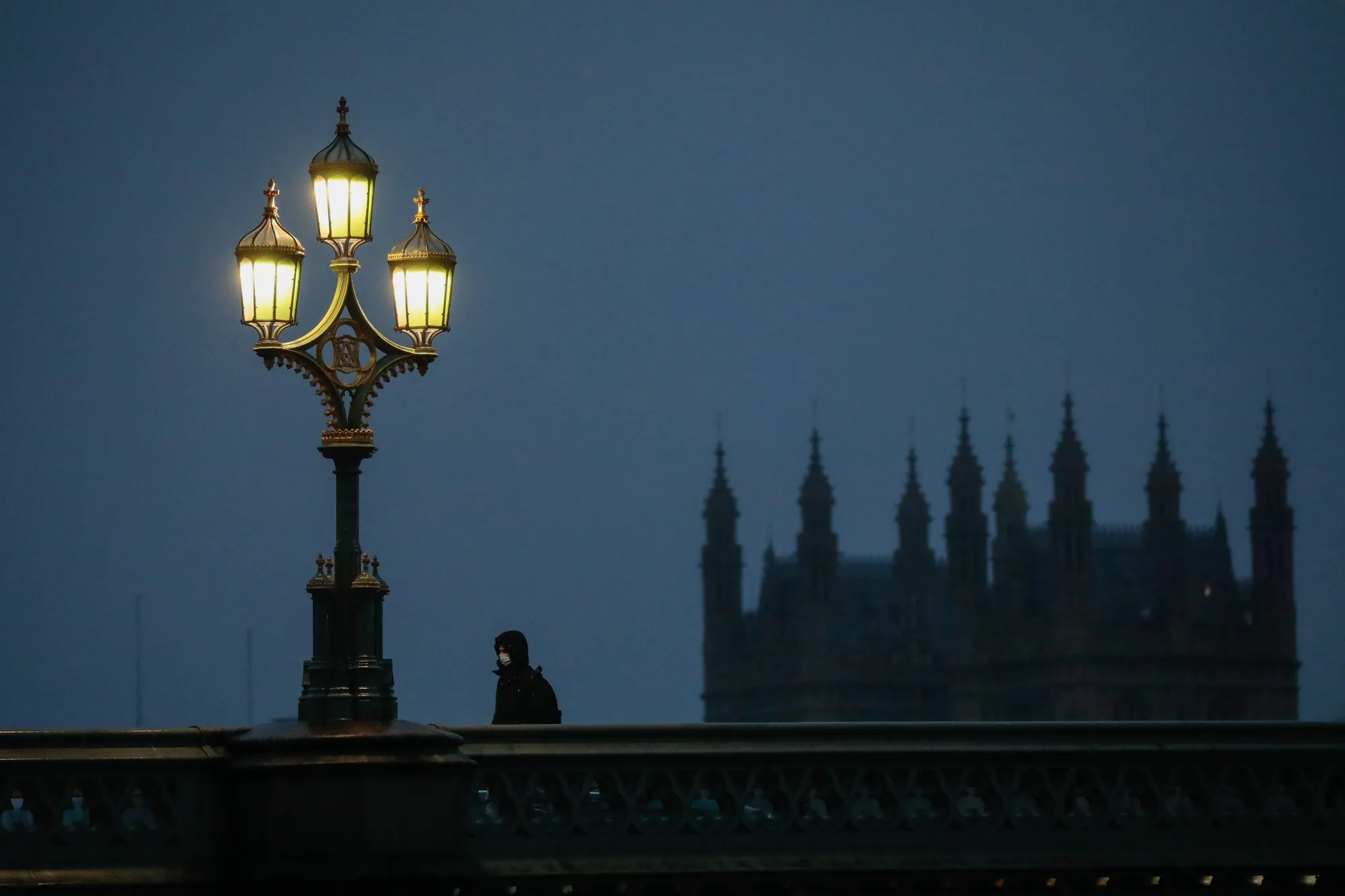 Europe Moves to Isolate U.K. as Mutated Virus Ruins Christmas
