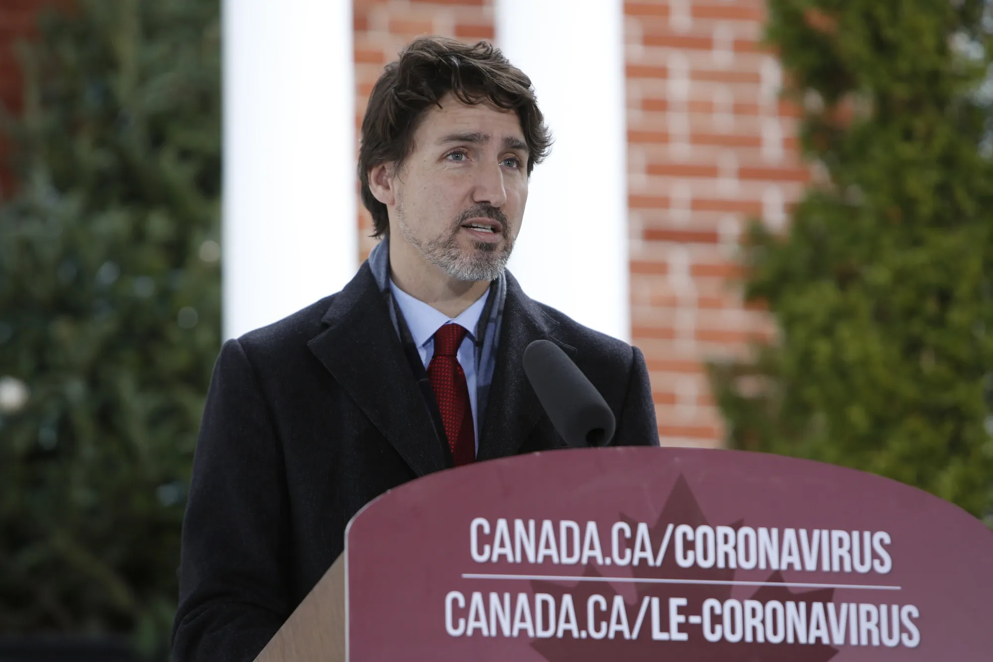 Justin Trudeau, Canada's prime minister, speaks during a news conference outside Rideau Cottage in Ottawa, Ontario, Canada, on Tuesday, April 14, 2020.&nbsp;