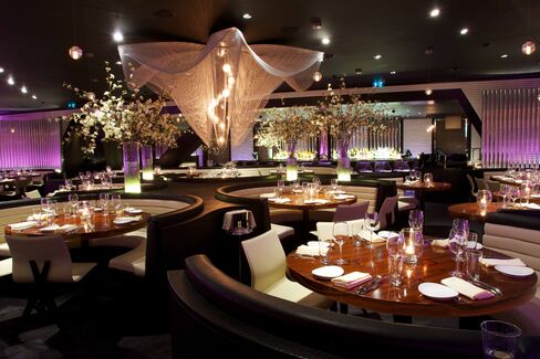 The dining area at STK—when full—looks like a club and sounds like one, too. Aural levels can reach 90 decibels.