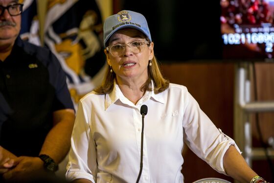 Trump Calls San Juan Mayor ‘Incompetent’ as New Storm Bears Down