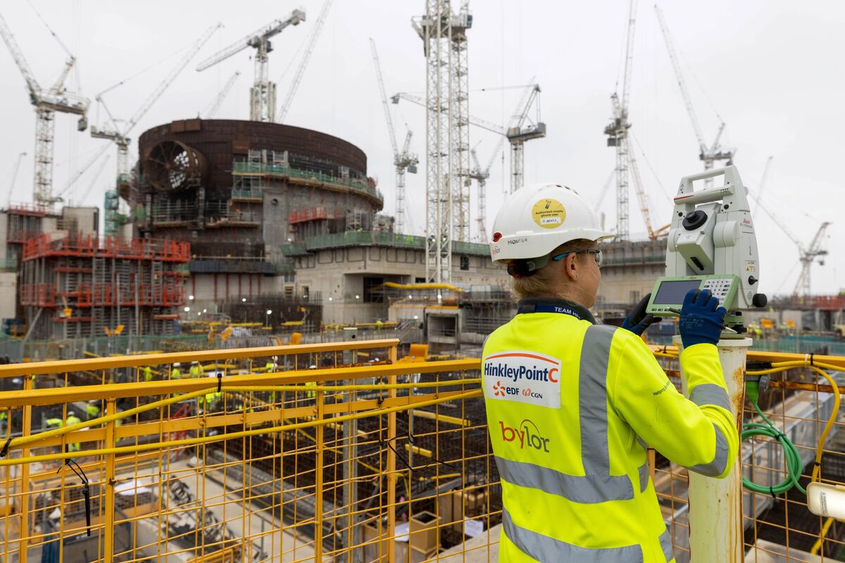 🟪"Apollo Global Management in trattative per finanziare Hinkley Point C: un accordo da £5 miliardi con EDF"
