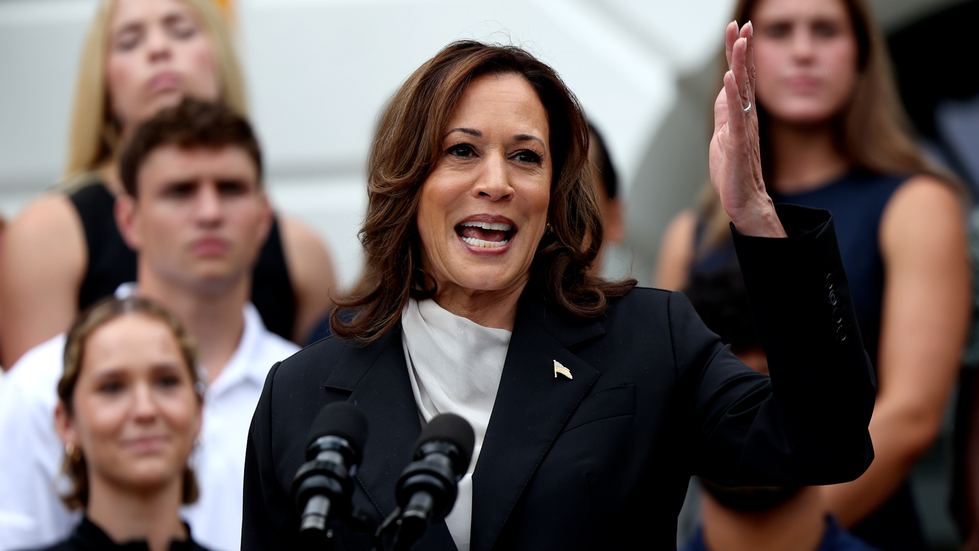 Watch Biden Drops Out, Harris Comes In: What it Means for Tech - Bloomberg