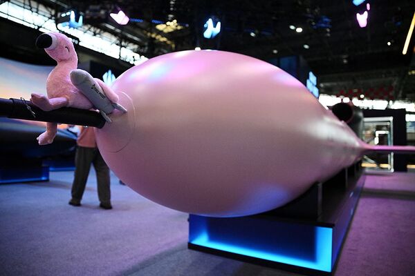 FRANCE-POLITICS-DEFENCE-SECURITY-FAIR