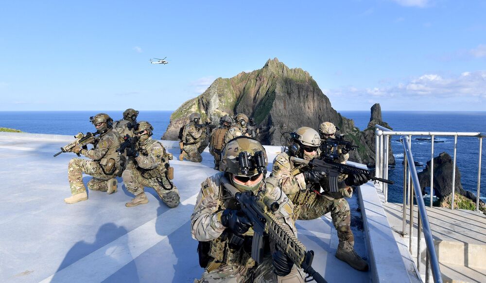 South Korea Holds Military Drills At Islets Disputed With Japan Bloomberg