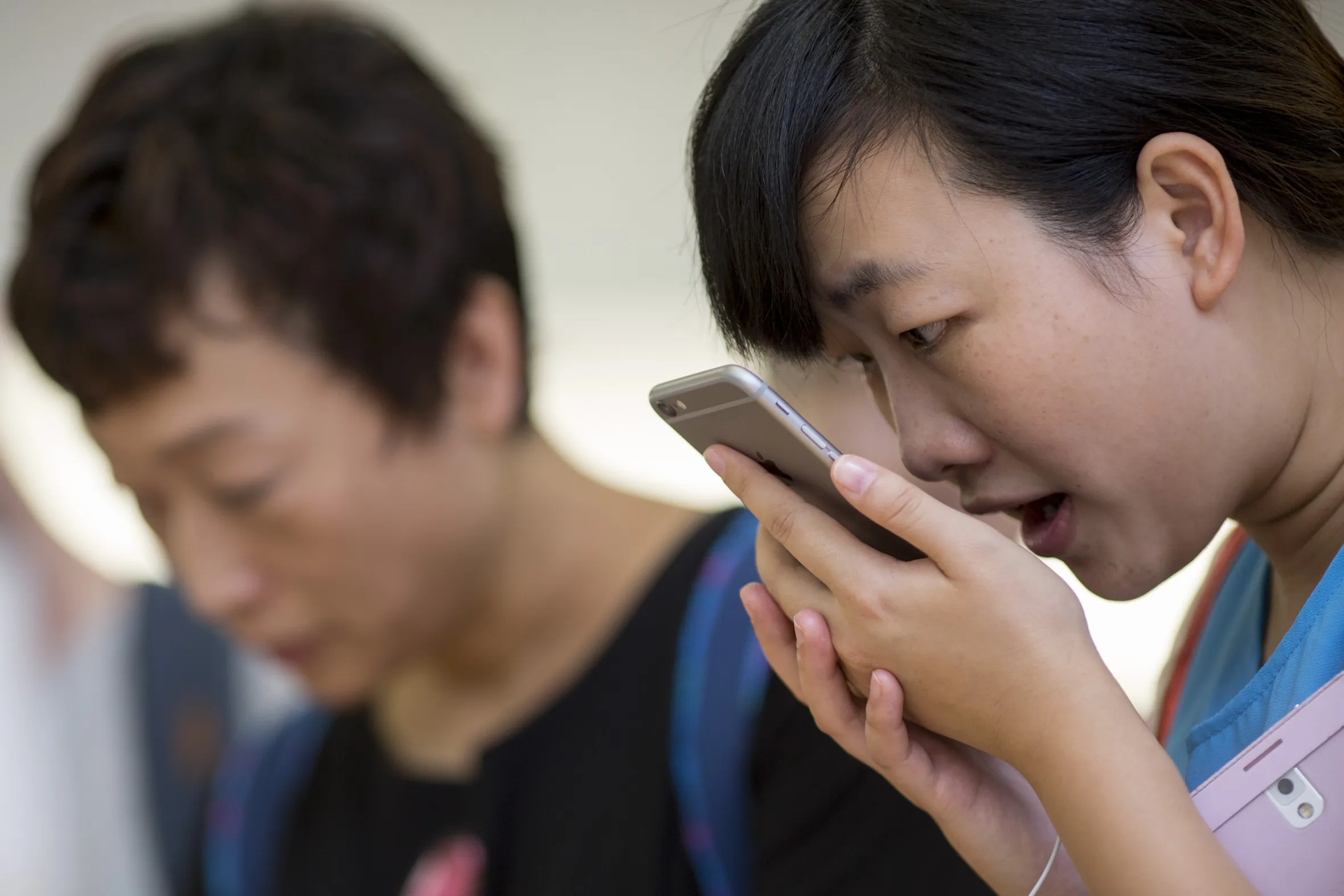 Apple Inc.'s iPhone 6 and iPhone 6 Plus Go On Sale
