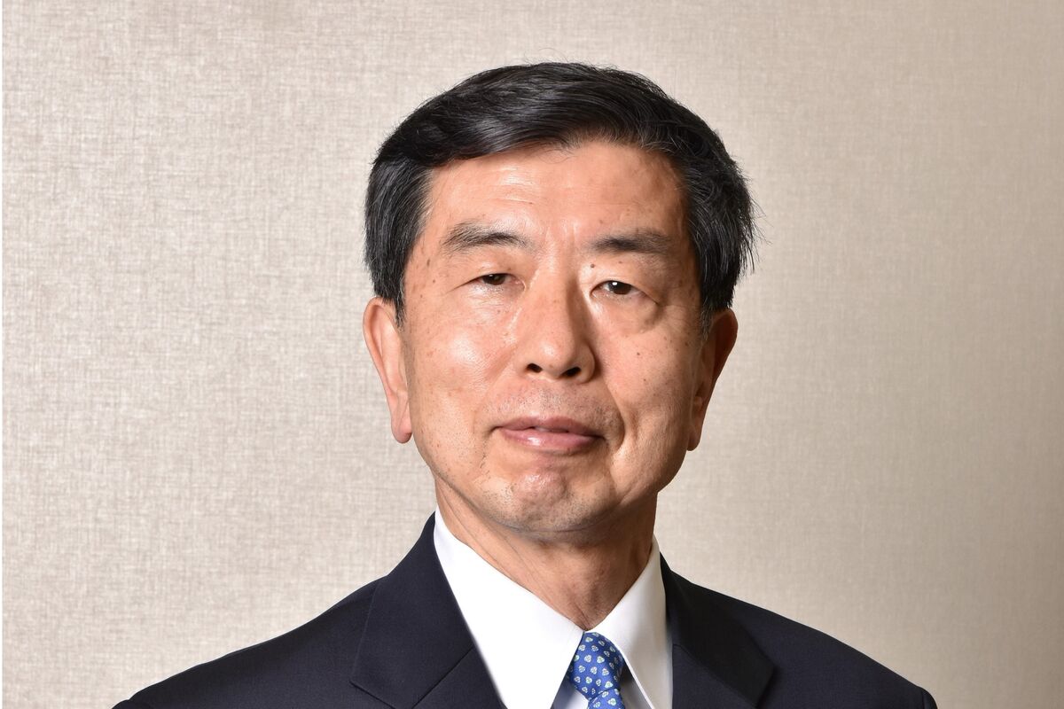 Former Finance Minister Nakao Urges Government Intervention to Correct Yen Depreciation