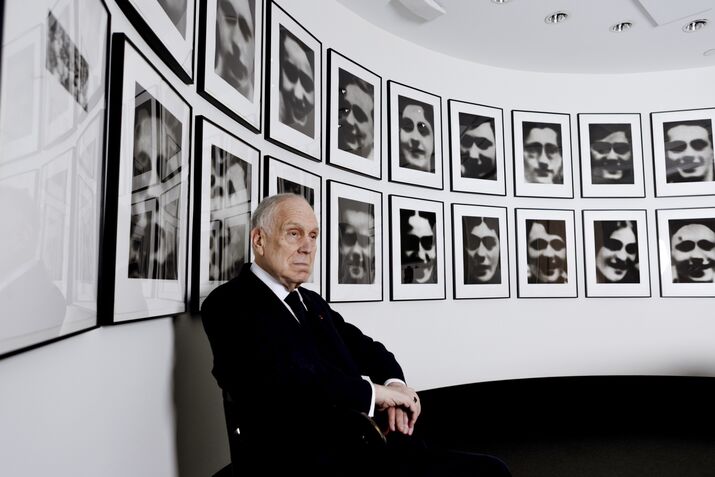 A Billionaire’s Quest to Find Credit Suisse Nazi Accounts Puts UBS in the Spotlight