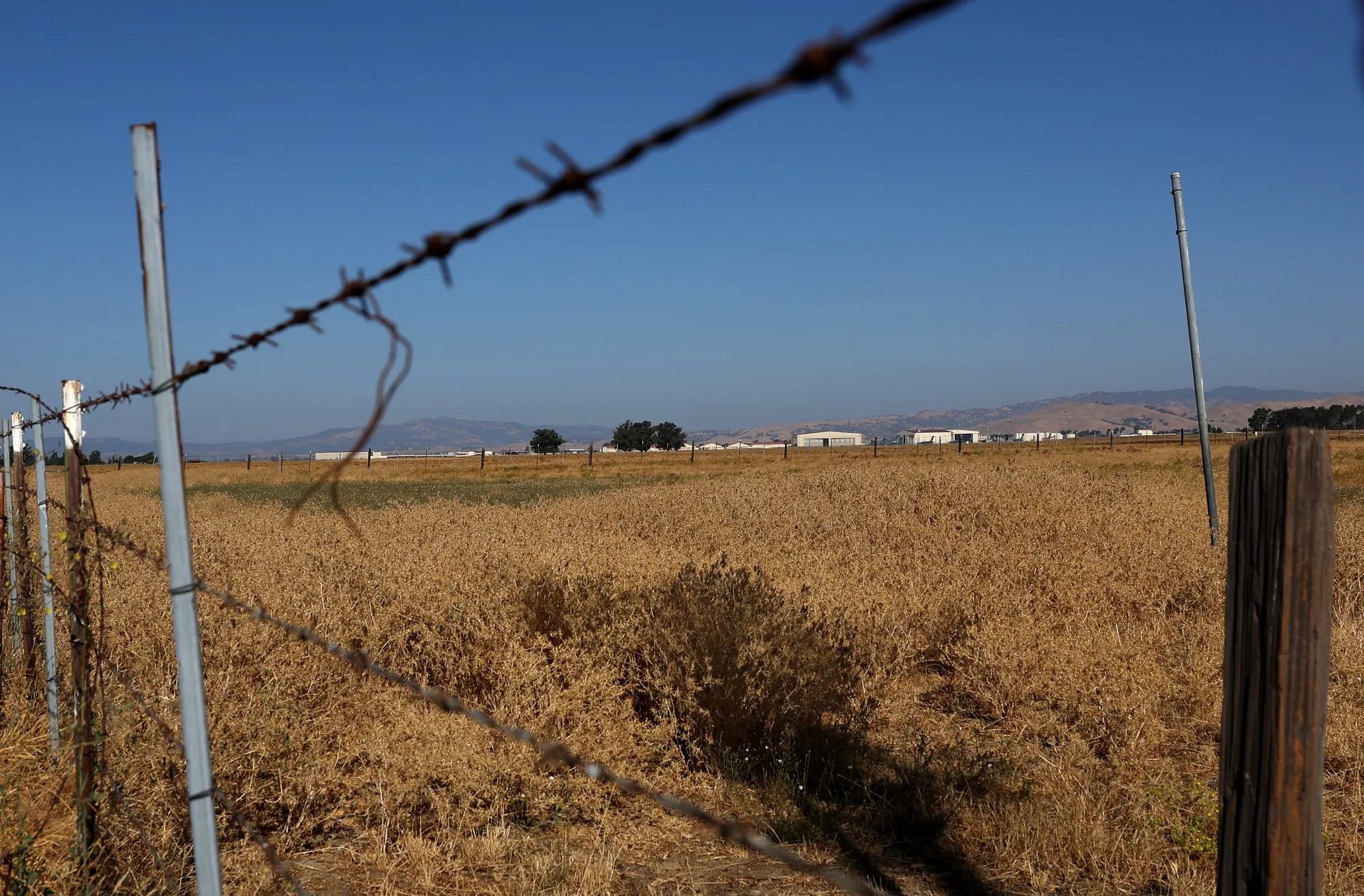 California Secret City: $17 Million Land Offer Spurned by Water Officials -  Bloomberg