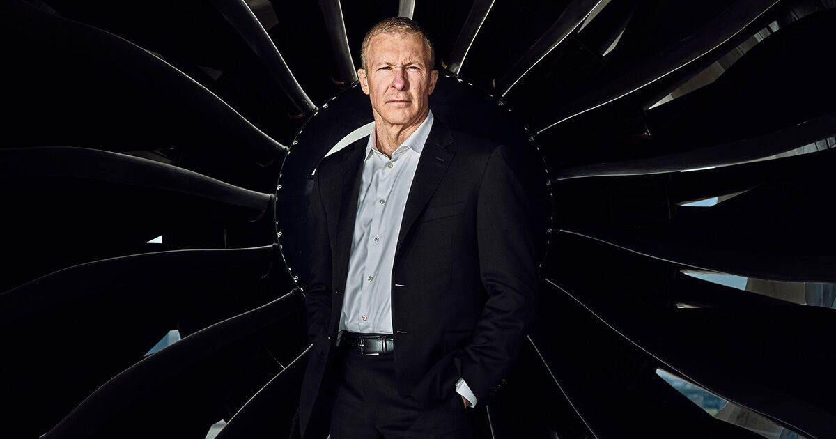 bloomberg.com - Mary Schlangenstein - United's CEO Is Here to Buy Your Struggling Airline