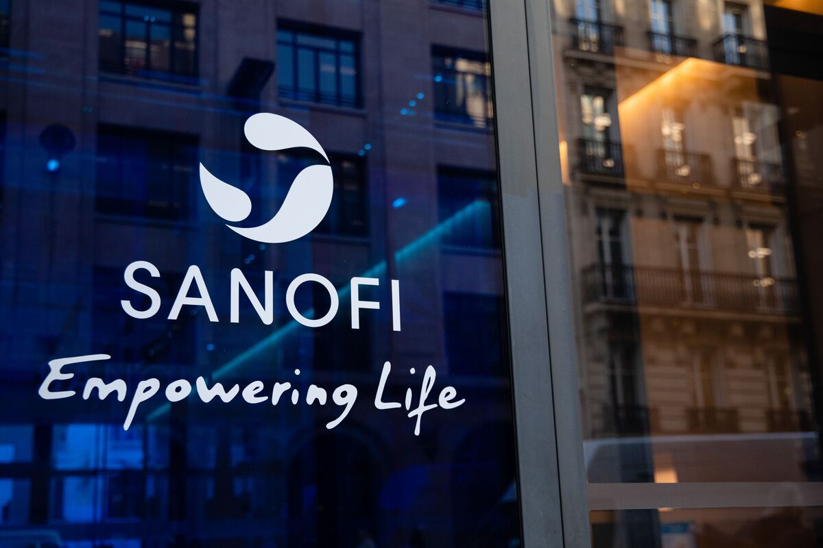 Sanofi’s Blockbuster Dupixent Succeeds in High-Stakes Lung Trial