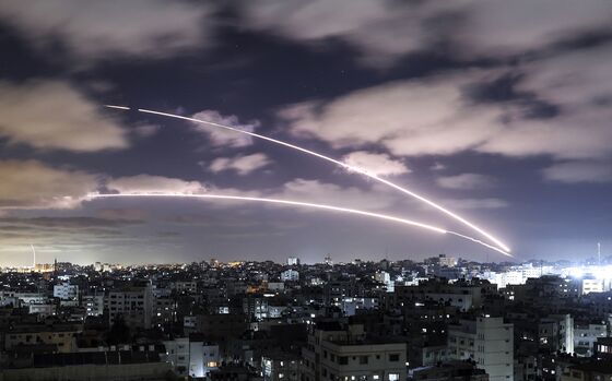 Biden Is Boxed In on Israel-Gaza, Able Only to Urge a Cease-Fire
