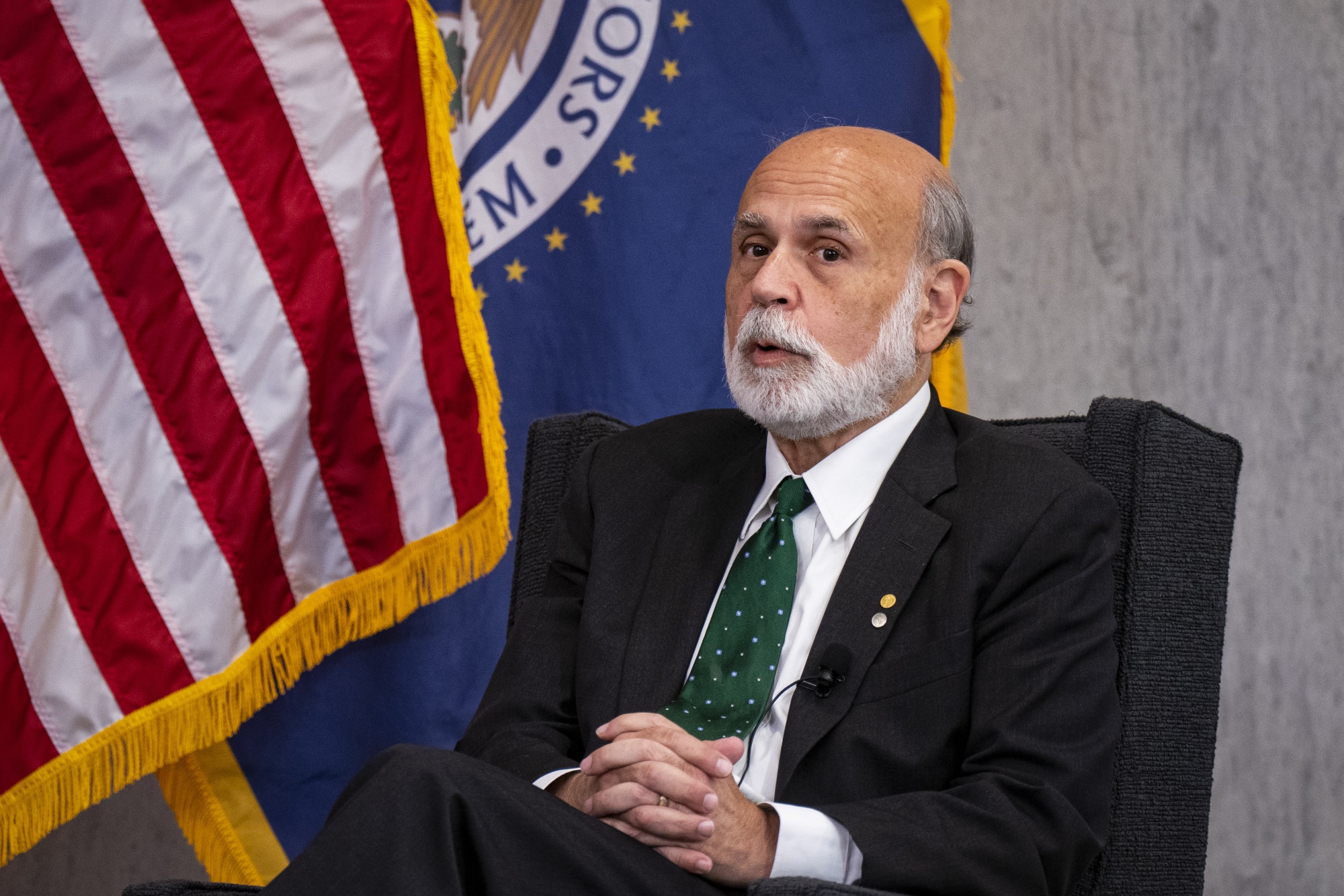 Bernanke Tips BOE Toward ‘Scenario Forecasts’ Over Fed Dot Plots ...