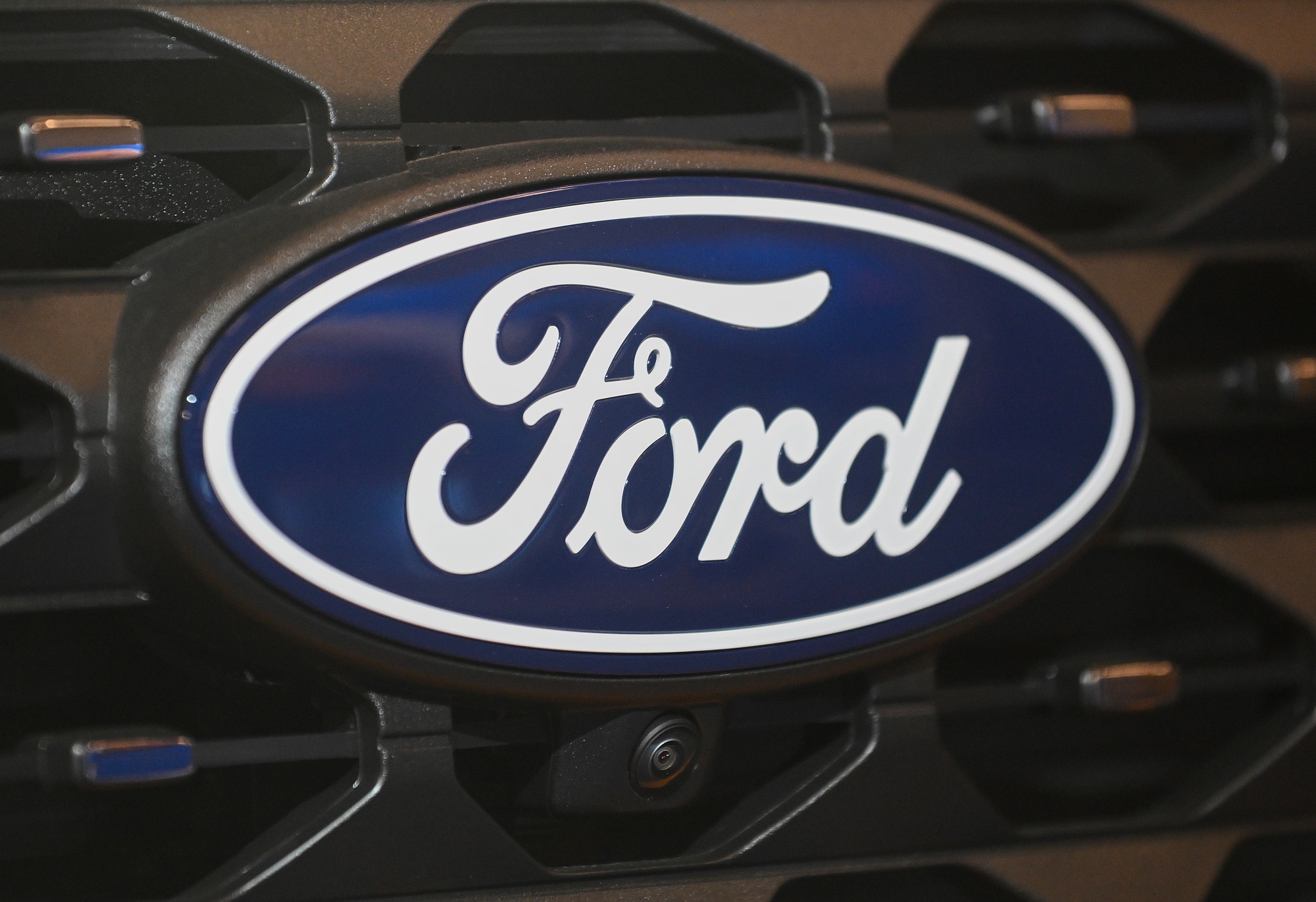 Ford, Xiaomi Held Discussions on EV Partnership, FT Says